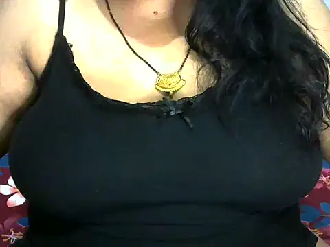 Snapshot of dramebaz_queen chatting on 06.27.26 dramebaz queen online show from 06.27.26