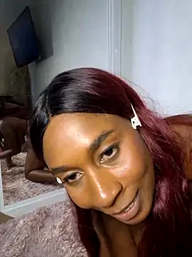 HanaThompson online show from 01.17.25