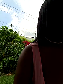 HanaThompson online show from 10.31.25