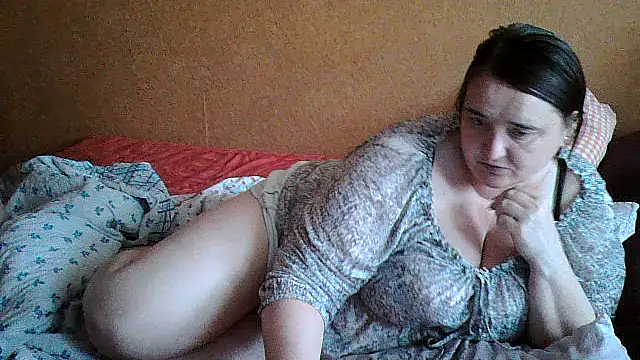 Snapshot of Liluboobs chatting on 03.17.25 Liluboobs online show from 03.17.25