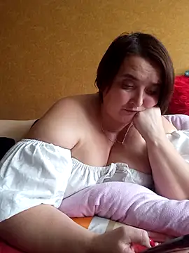 Snapshot of Liluboobs chatting on 11.26.25 Liluboobs online show from 11.26.25