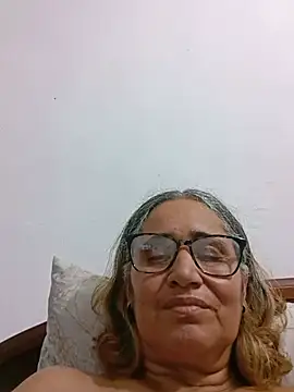 Snapshot of _candi chatting on 06.10.26 candi online show from 06.10.26