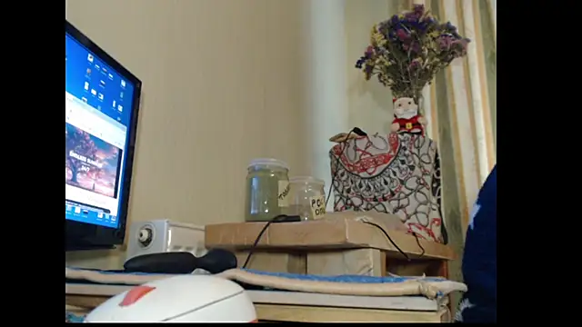 Snapshot of amorelara chatting on 10.08.25 amorelara online show from 10.08.25