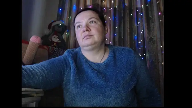 Snapshot of amorelara chatting on 12.02.25 amorelara online show from 12.02.25