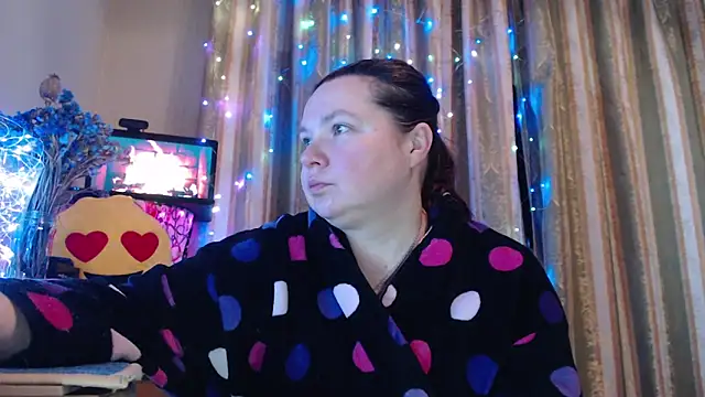 amorelara online show from 02.12.26