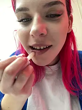 RiriRoseey online show from 02.18.25