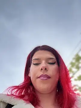 RiriRoseey online show from 11.25.25