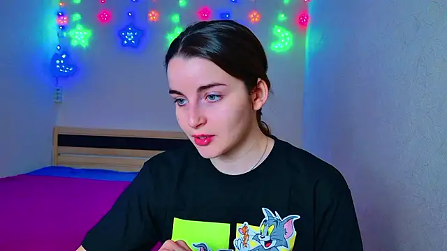 Miss Arwen online show from 12.03.24