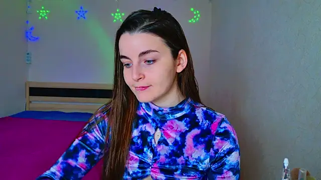 Miss Arwen online show from 12.04.24