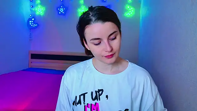 Miss Arwen online show from 12.09.24