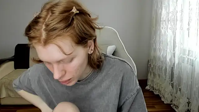 StellaDavis online show from 04.09.26