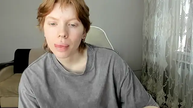 Snapshot of StellaDavis chatting on 06.09.26 StellaDavis online show from 06.09.26