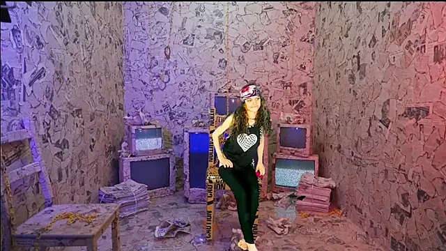 AriellaTaylor online show from 01.29.25