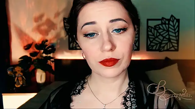 MissBeverlyMills online show from 03.09.25