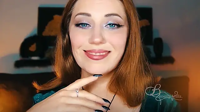 MissBeverlyMills online show from 09.24.25