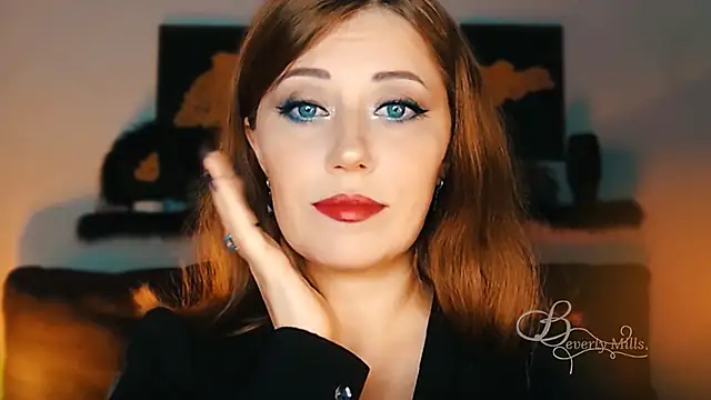 MissBeverlyMills online show from 09.25.25