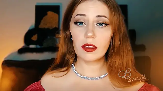 MissBeverlyMills online show from 09.30.25