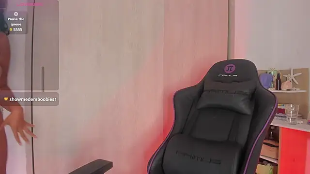 Melina Ferrer1 online show from 01.20.25