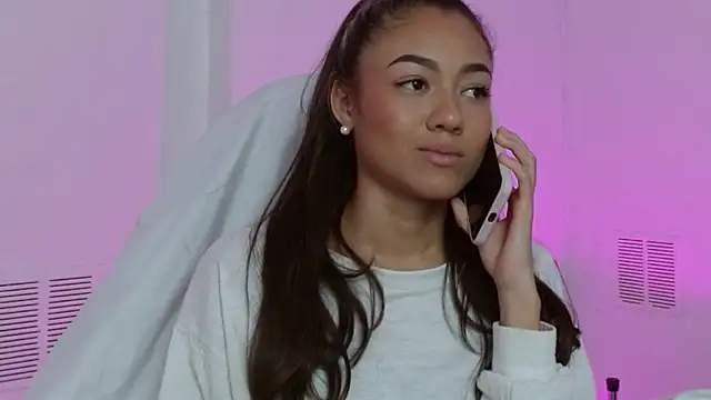 hantonella  online show from 11.21.25