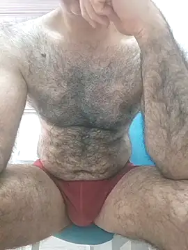 Snapshot of takcikarr chatting on 12.18.25 takcikarr online show from 12.18.25