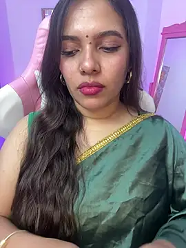 Snapshot of krishaa_ chatting on 04.25.26 krishaa online show from 04.25.26