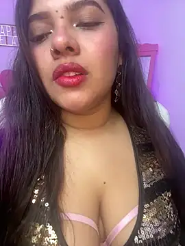 Snapshot of krishaa_ chatting on 05.13.26 krishaa online show from 05.13.26