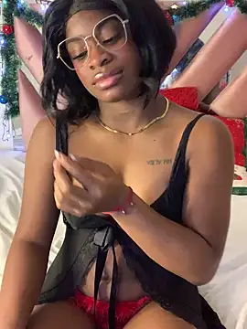 Snapshot of Tamara_Lubezkii chatting on 12.07.24 Tamara Lubezkii online show from 12.07.24