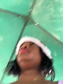 Snapshot of Tamara_Lubezkii chatting on 12.12.24 Tamara Lubezkii online show from 12.12.24