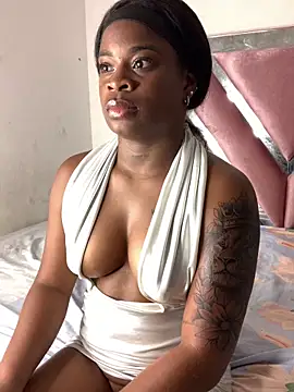 Snapshot of Tamara_Lubezkii chatting on 01.16.25 Tamara Lubezkii online show from 01.16.25