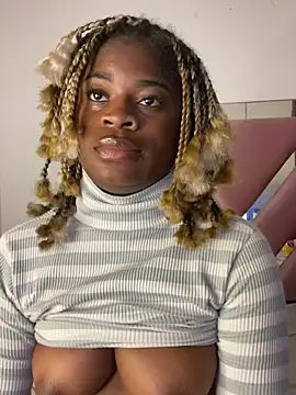 Snapshot of Tamara_Lubezkii chatting on 02.22.25 Tamara Lubezkii online show from 02.22.25