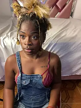 Snapshot of Tamara_Lubezkii chatting on 02.23.25 Tamara Lubezkii online show from 02.23.25