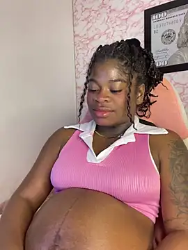 Snapshot of Tamara_Lubezkii chatting on 09.18.25 Tamara Lubezkii online show from 09.18.25