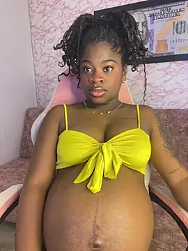 Snapshot of Tamara_Lubezkii chatting on 09.25.25 Tamara Lubezkii online show from 09.25.25