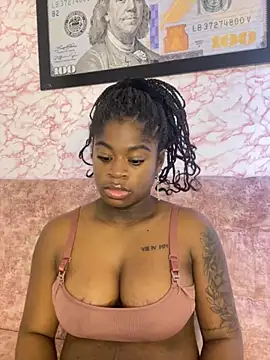 Snapshot of Tamara_Lubezkii chatting on 10.30.25 Tamara Lubezkii online show from 10.30.25