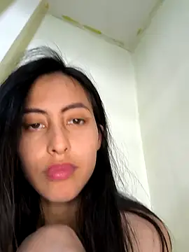 Snapshot of Anahi_cake chatting on 03.10.25 Anahi cake online show from 03.10.25