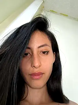 Snapshot of Anahi_cake chatting on 03.11.25 Anahi cake online show from 03.11.25