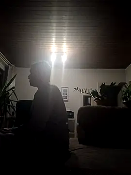 Snapshot of MArciQuarky chatting on 10.29.25 MArciQuarky online show from 10.29.25