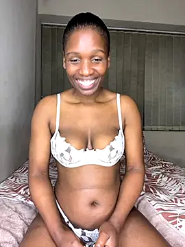 Snapshot of Kinkyy_ chatting on 09.18.25 Kinkyy online show from 09.18.25