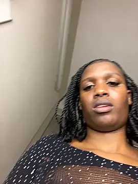 Snapshot of Kinkyy_ chatting on 09.28.25 Kinkyy online show from 09.28.25