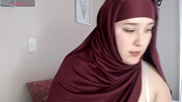 Snapshot of Dalila_bashar chatting on 02.02.26 Dalila bashar online show from 02.02.26