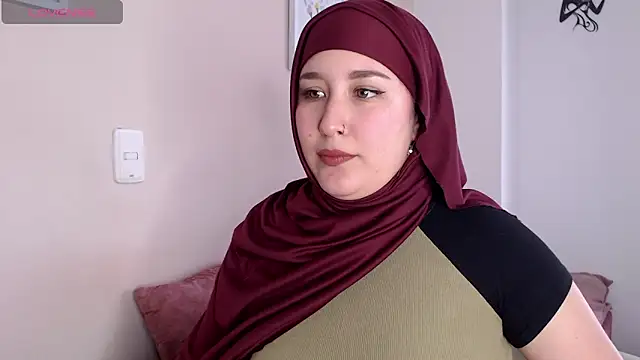 Snapshot of Dalila_bashar chatting on 02.13.26 Dalila bashar online show from 02.13.26