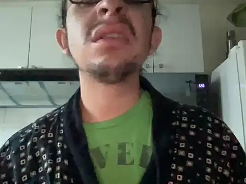 littlelatinhunter online show from 12.04.25