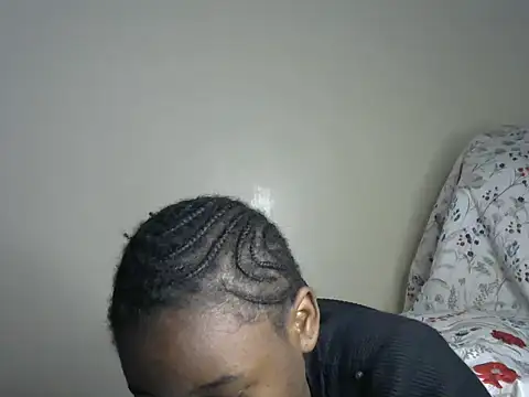 Novah  online show from 12.04.25