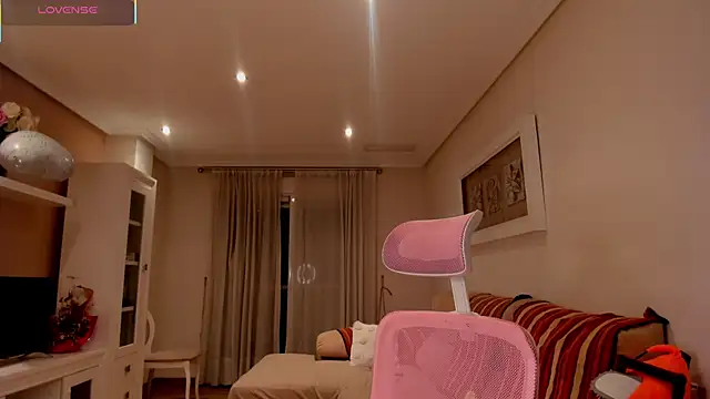 bella apont online show from 10.15.25