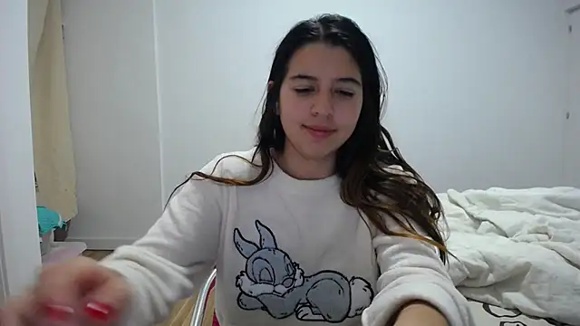 Snapshot of Contantin_helena chatting on 01.06.25 Contantin helena online show from 01.06.25