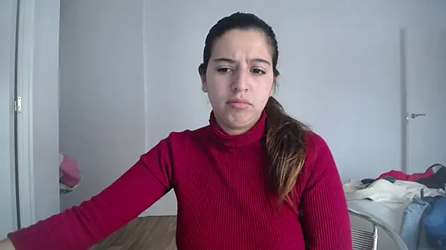 Snapshot of Contantin_helena chatting on 03.05.25 Contantin helena online show from 03.05.25