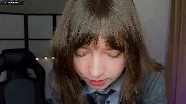 Lina Brownie online show from 11.29.25