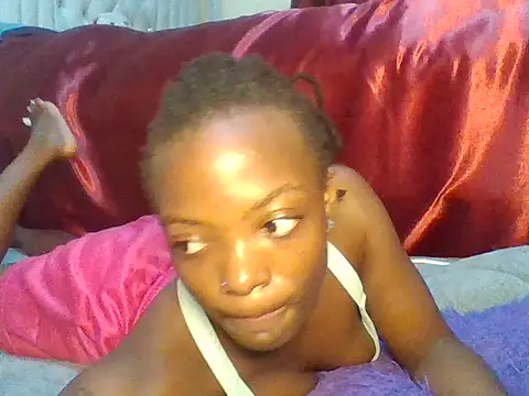 HOTBABE19 online show from 10.29.25