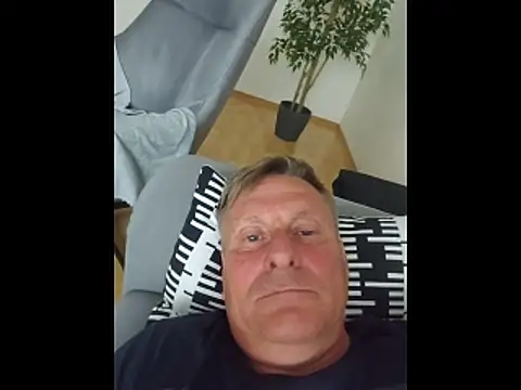 johnnym1 online show from 06.05.26