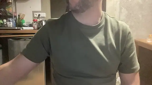 Snapshot of RedDante89 chatting on 03.22.26 RedDante89 online show from 03.22.26